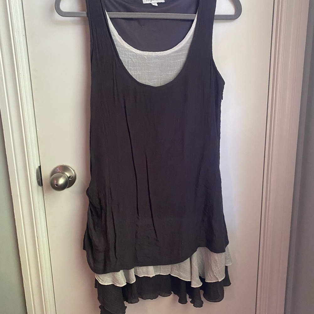 Mystree Layered Black and White Sleeveless Dress